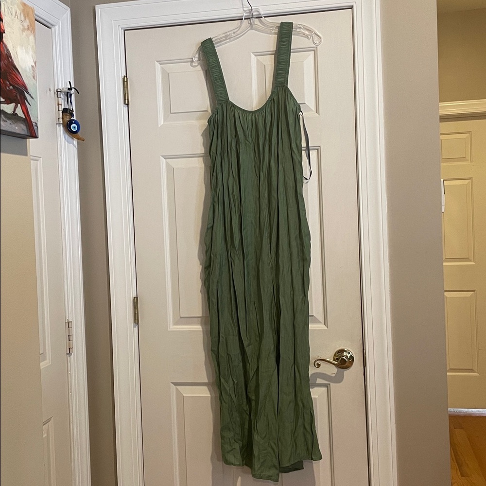Green Sleeveless Wide- Leg Jumpsuit